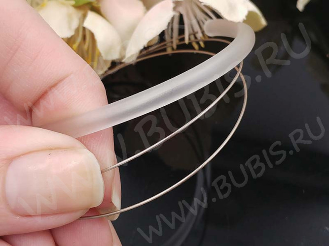 Полиуретановый шнур 09 4мм ПОЛЫЙ (1,5мм) прозрачный матовый (1м)