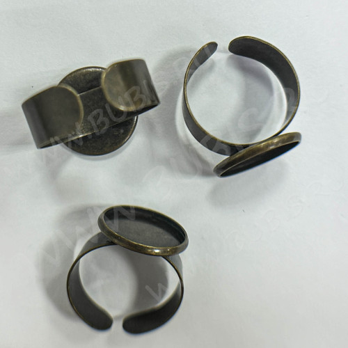 Основа (заготовка) для кольца 093 18мм с сеттингом 14мм античная бронза (Brass)