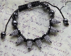 Браслет №02 Шамбала 7 Шипов/конусов 16*9,5*9,5мм чёрный никель (металл+гематит)