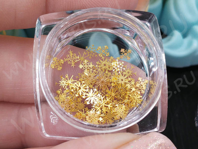 Наполнение для смолы и бутылочек 108 фигурки Снежинки 3-5*0,2мм МИКС в контейнере (декор)