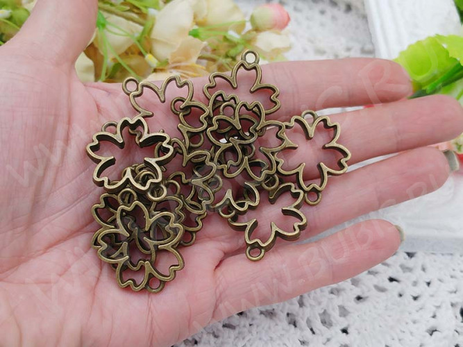 Подвеска Рамка 24 Цветочек Коннектор 29*24*3,5мм античная бронза (литьё)