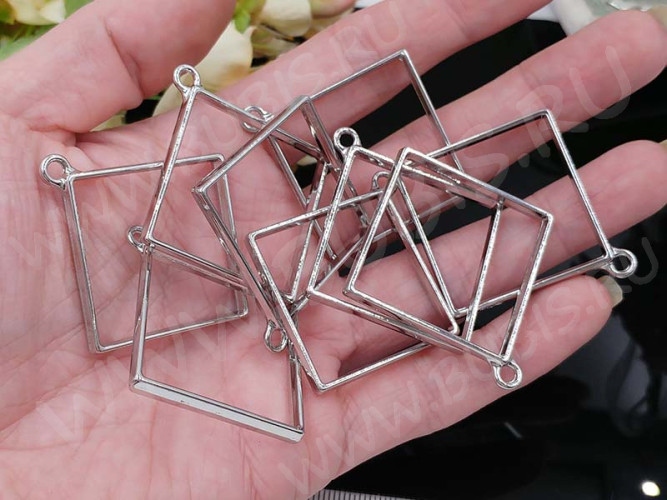 Подвеска Рамка 06 Ромб 48*44*3,6мм цвет платины (литьё)