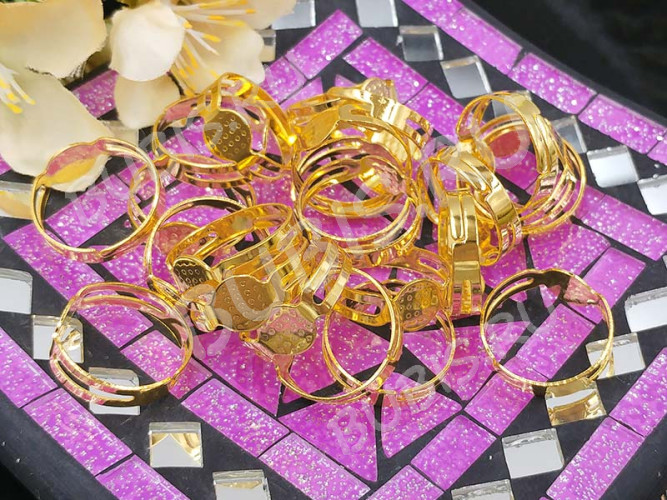 Основа (заготовка) для кольца 085 17мм со сплошной платформой 8мм золотистая (Iron)