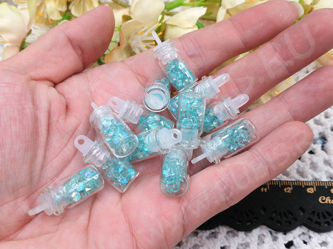 Наполнение для смолы и бутылочек 116 ювелирные стразы в бутылочке 3*3*2мм голубые с АВ прозрачные (декор)